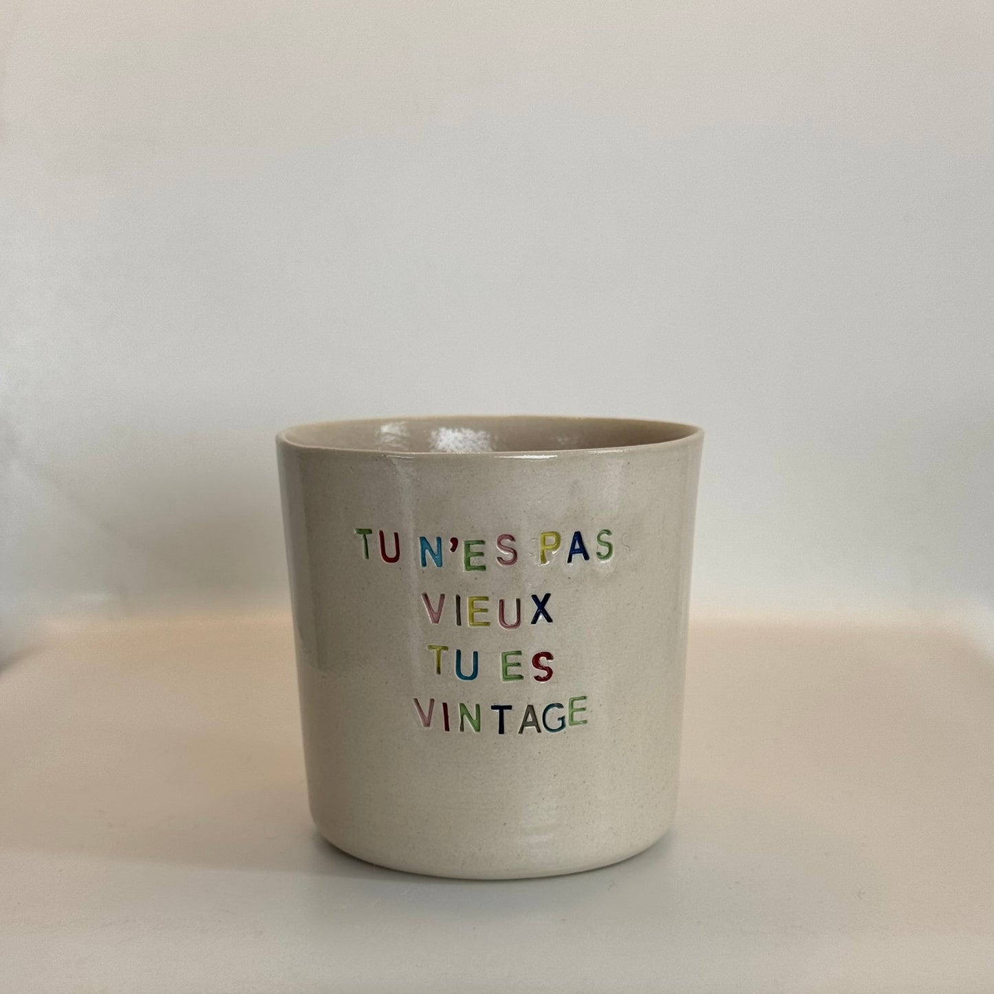Tu n'es pas vieux tu es vintage - Tasse à café/thé - 250 ml