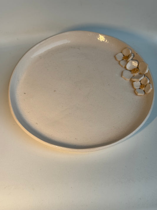 Assiette en céramique fait main Ø ~18 cm 'Fleurs' Studio Séleste – vue 2